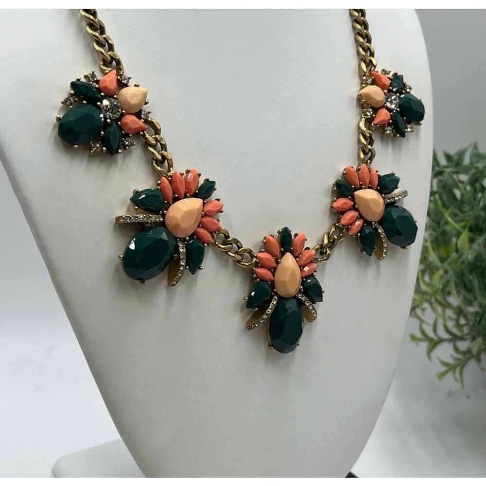 J. Crew Rhinestone Peach Green Salmon‎ Gold Tone Chain Statement Necklace New - Picture 11 of 12
